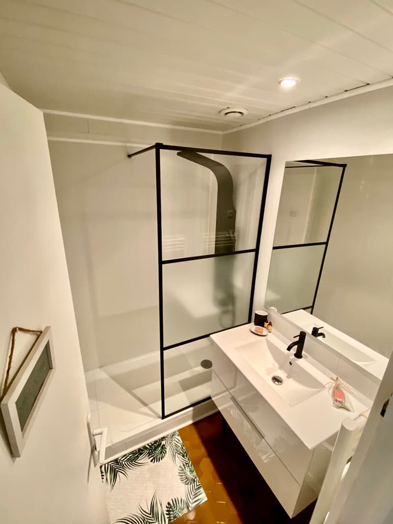 Salle d'eau appartement 8