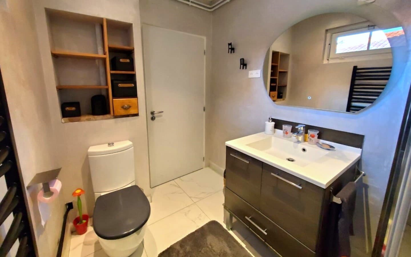 Salle d'eau chambre 2