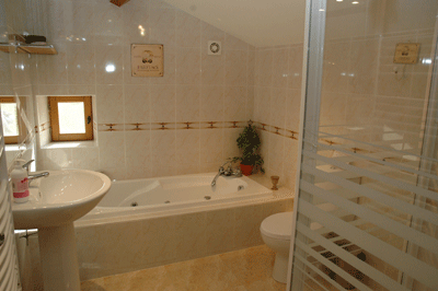Salle de bain à l'étage