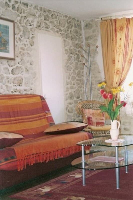 Salon gite PInachon-001-2