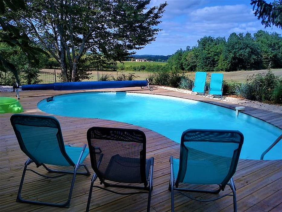 HLOAQU047V509S1K_Sauveterre_Lalaurie_Les champs_piscine