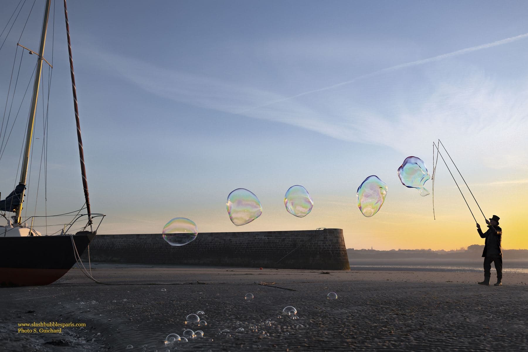 Slash Bubbles 2 v Serge Guichard