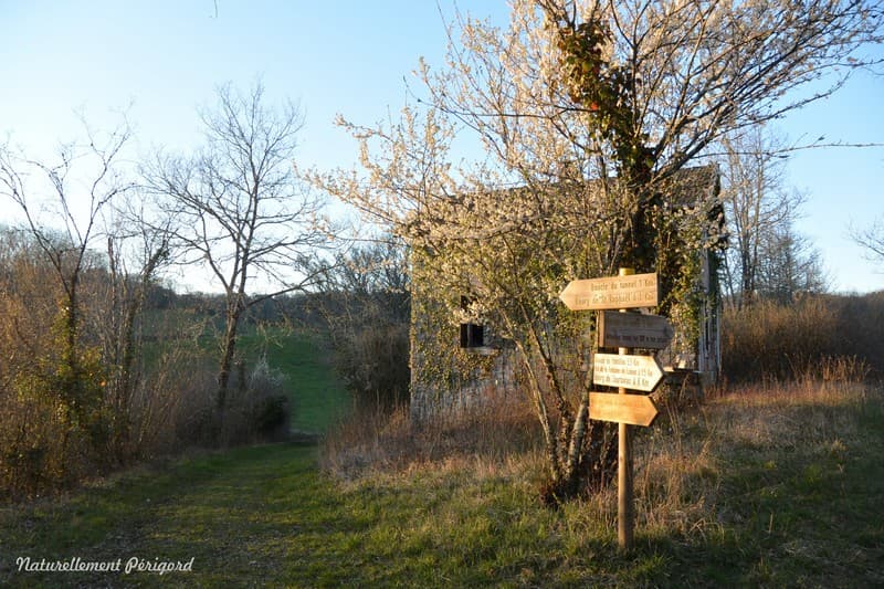 St-Raphael-carrefour-chemins-S