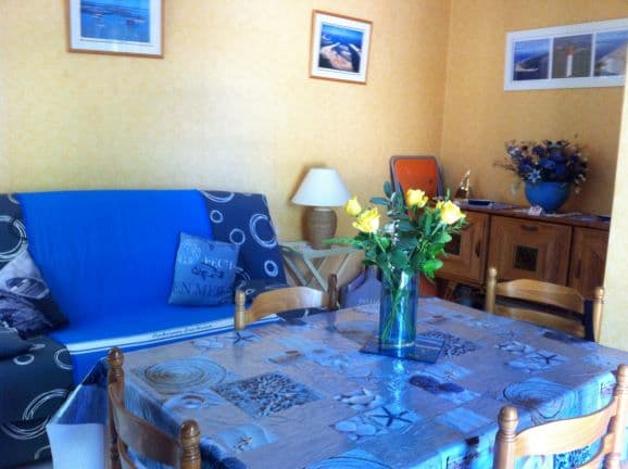 TABLESALON