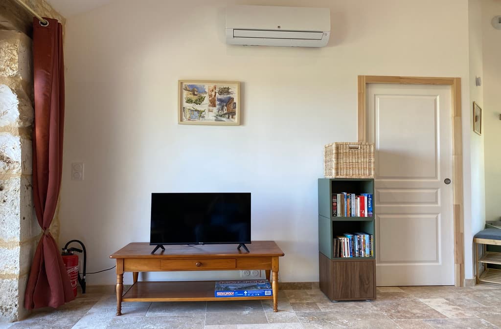 TV A