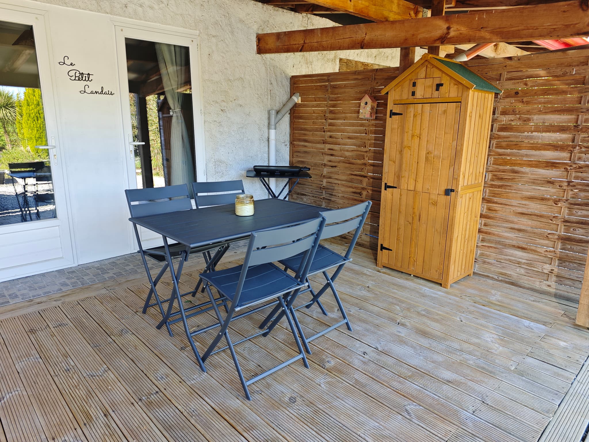 Table de repas terrasse ©Blond