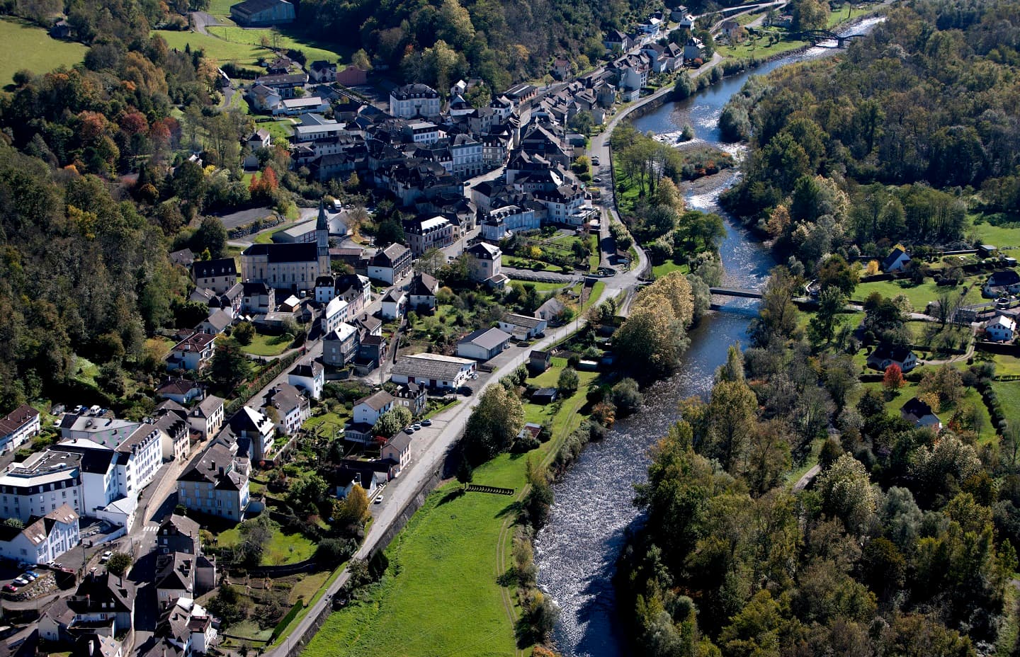Tardets_vuedepuisundrone2_64470web
