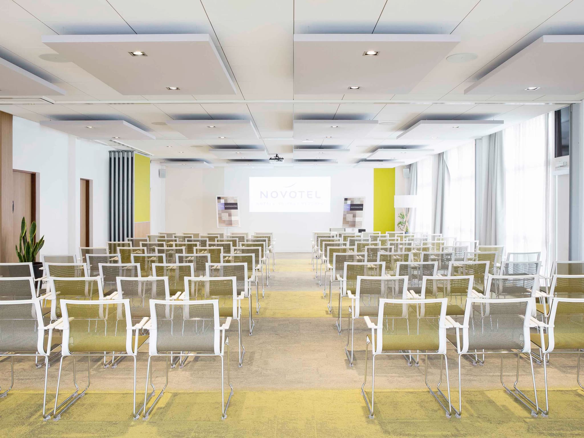 Novotel Bordeaux Le Lac