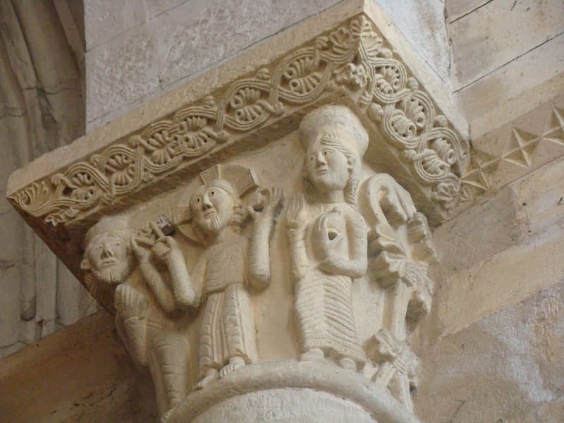 Thiviers église chapiteau