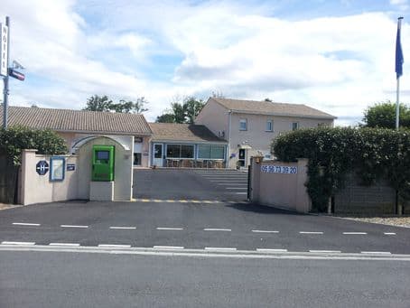 Tour Hôtel 3