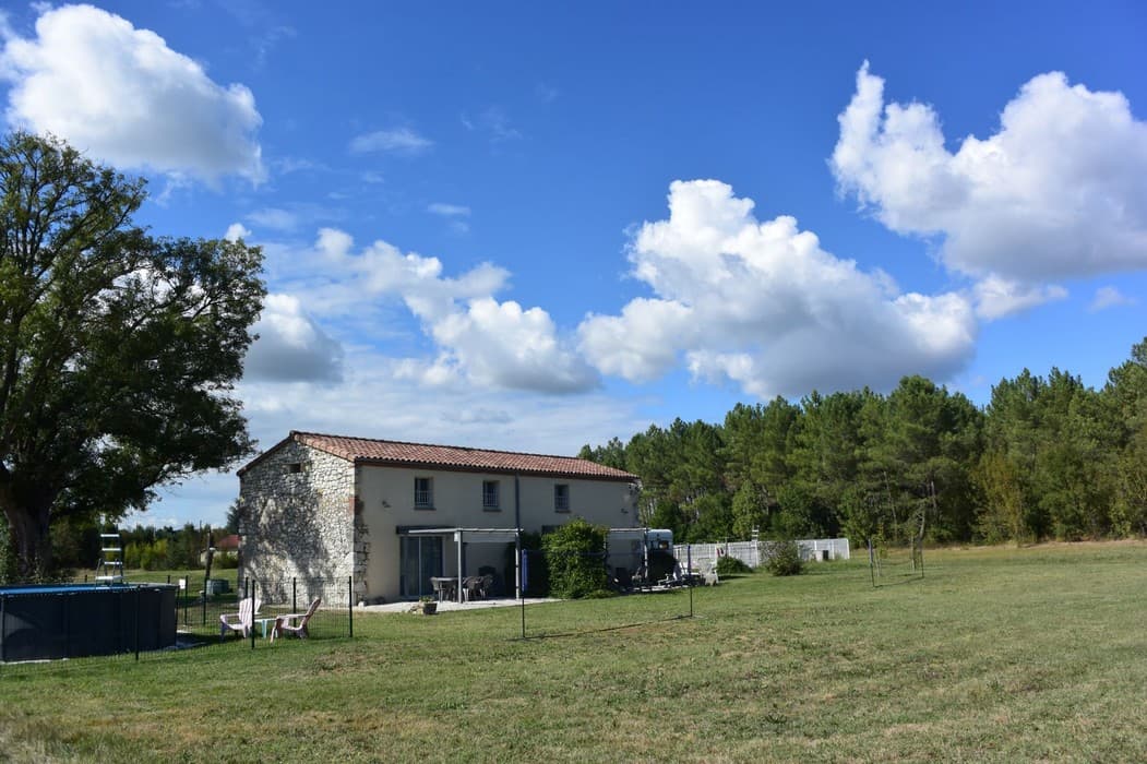 HLOAQU047V505V0B_Trémons_Clos d'Audet_Trémières_Deville_extérieur