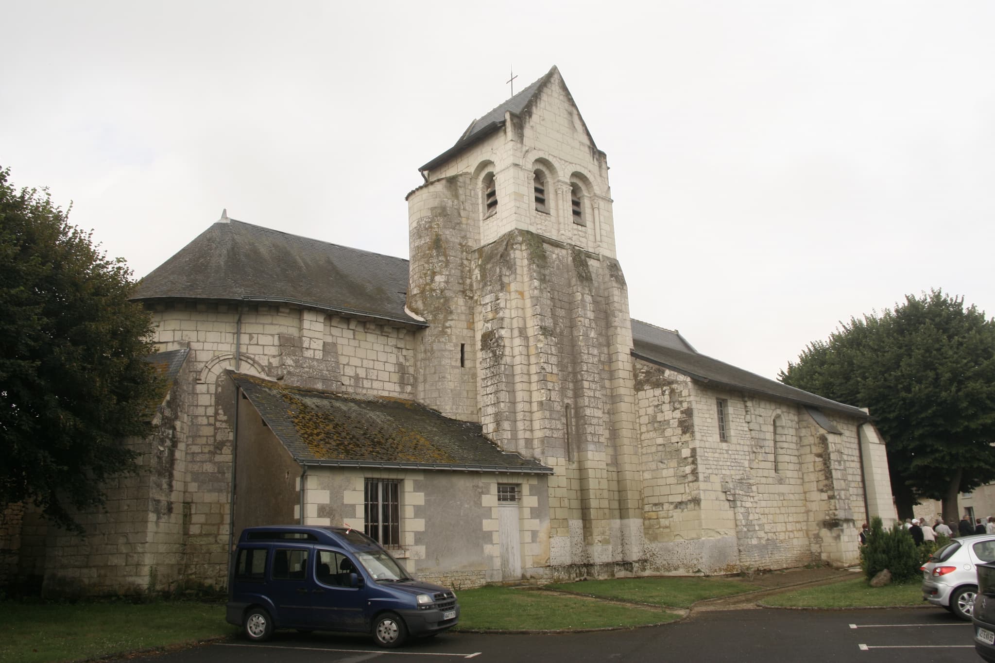 VEZIERES Eglise_Vézières (1)