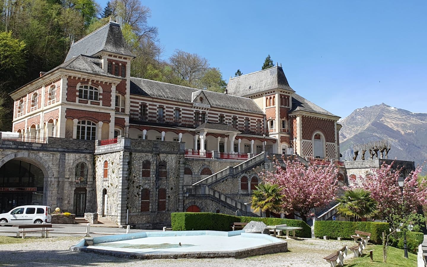 Village casino Eaux-Bonnes ©Natmed