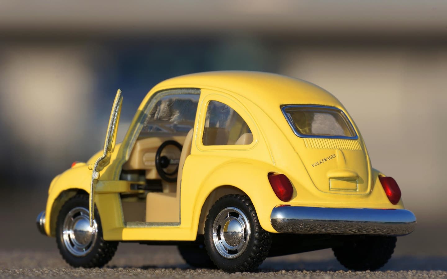 Voiture miniature 1440x900