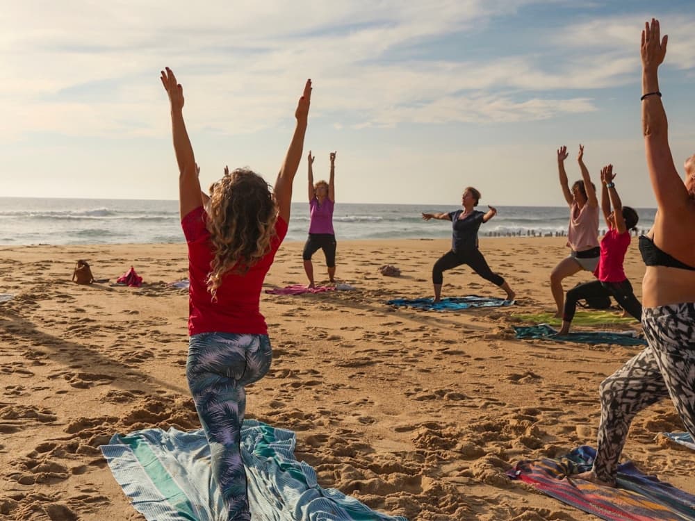 Yoga sur la plage