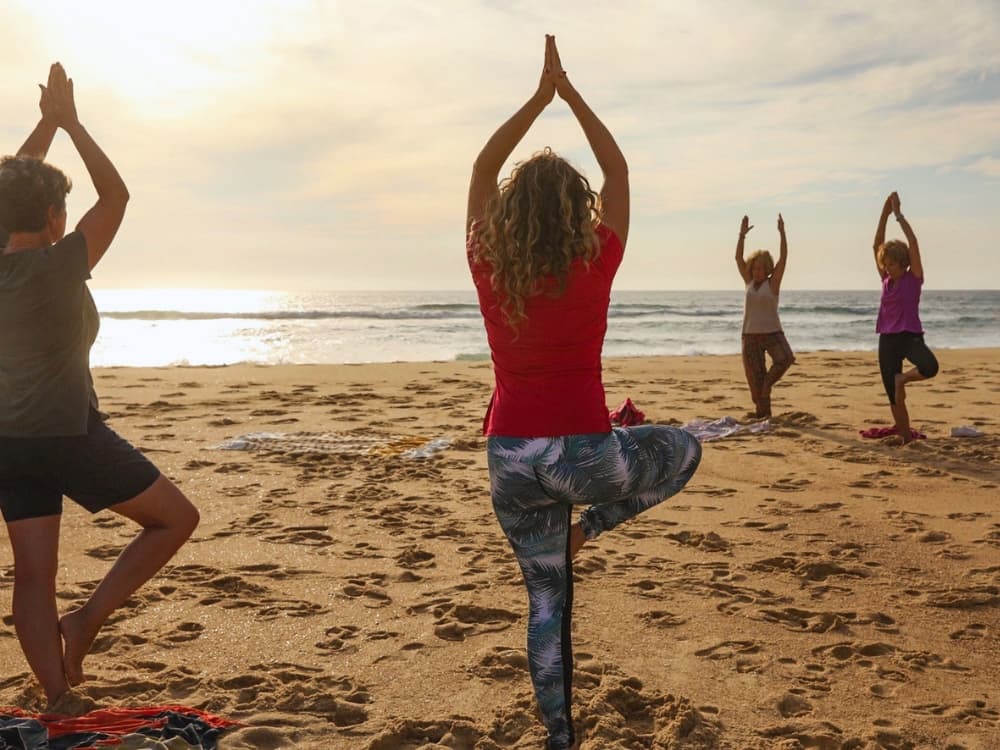 Yoga sur la plage