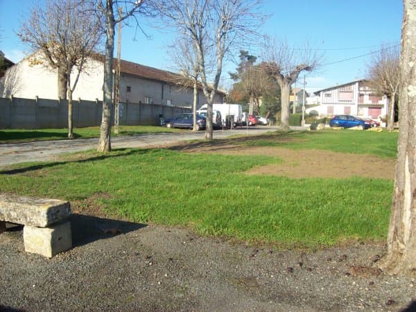 Aire de camping-car 2