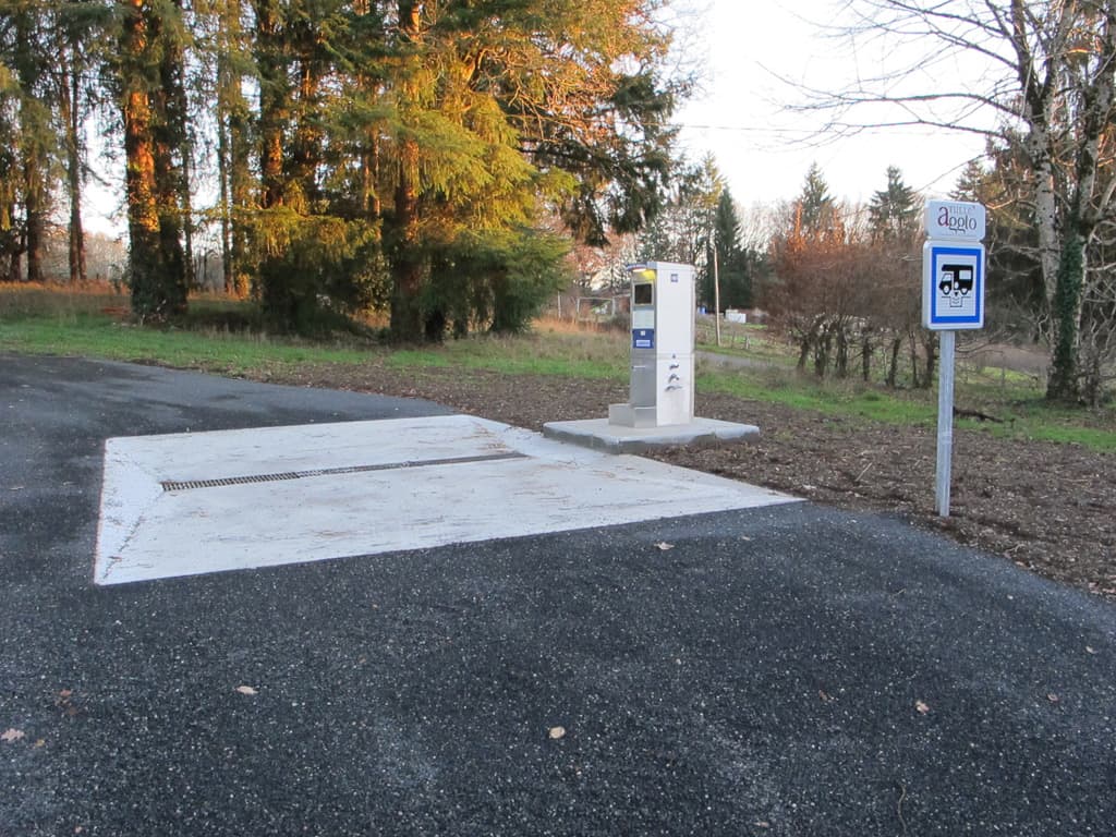 Aire d'accueil de camping-cars de Chamboulive_2