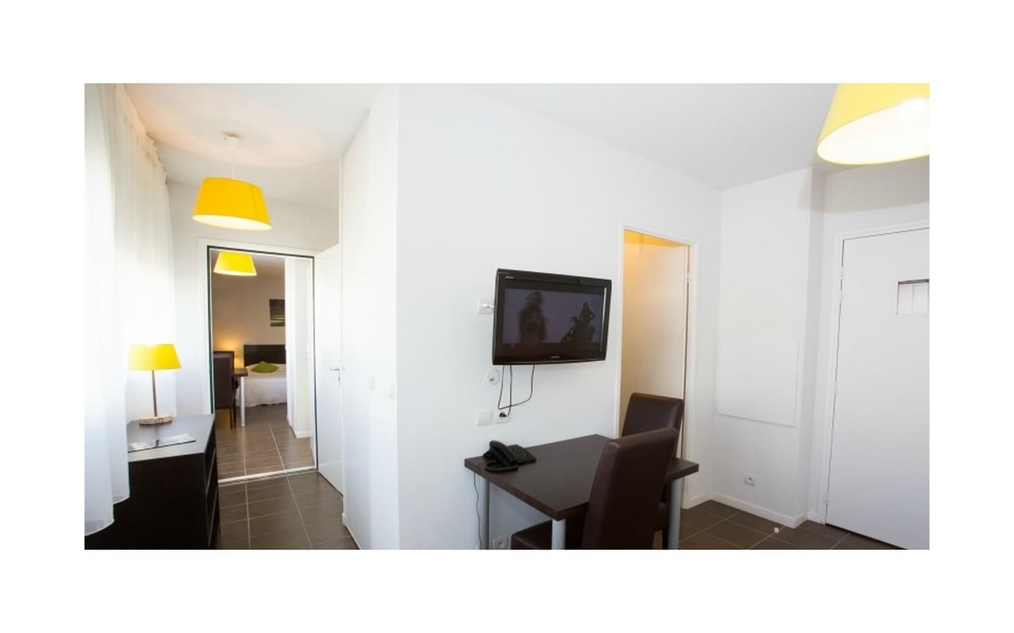 All Suites Appart Hôtel - Pau - studio TV