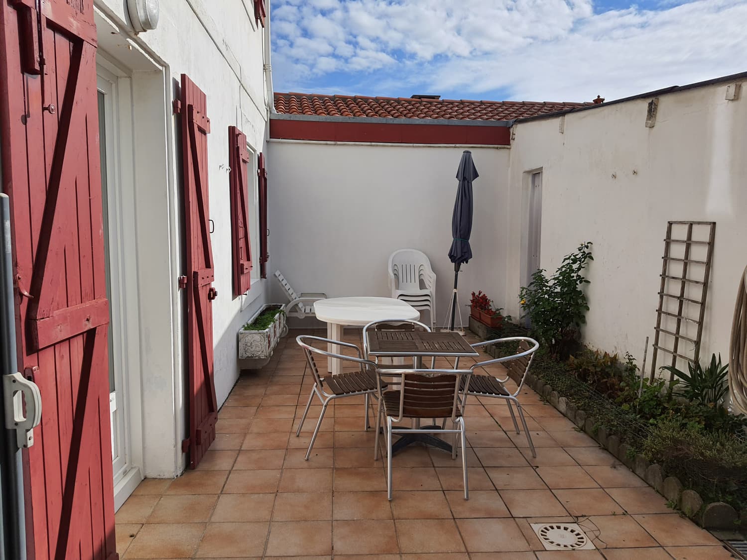 APPARTEMENT PARIES ANG1250