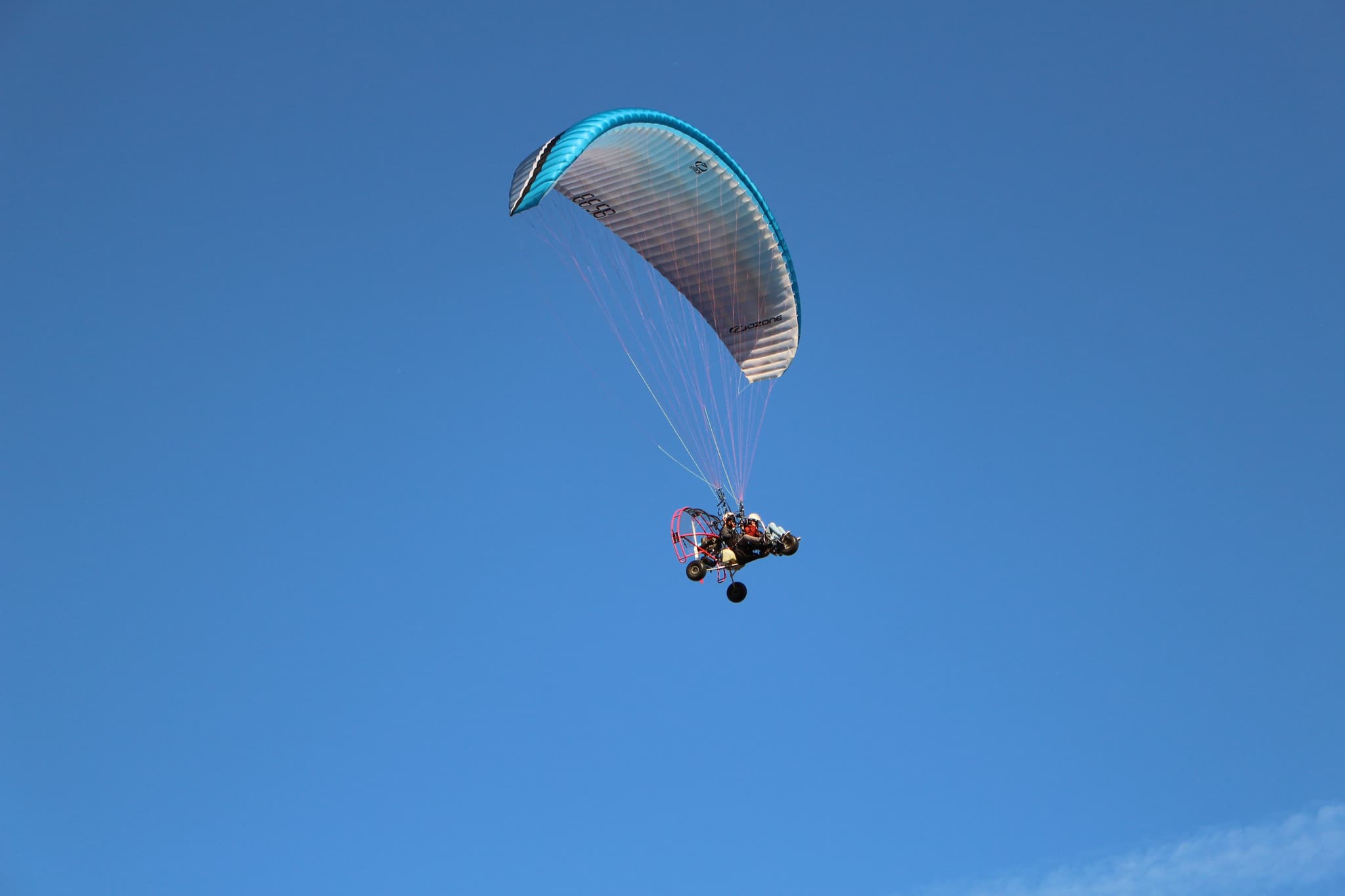 Baptême de l'air en parapente à moteur_1