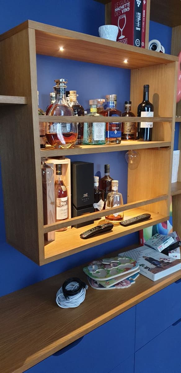 bar