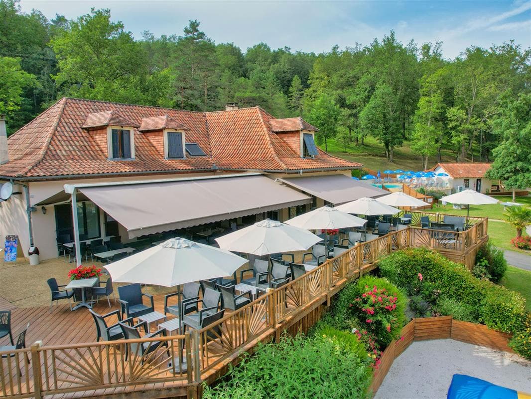 bar-la-pelonie-terrasse-2