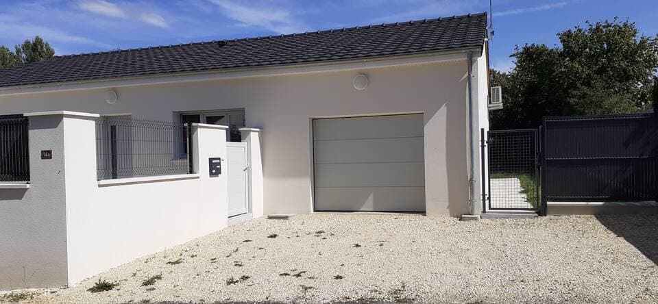 Parking privé accessible pour 2 véhicules