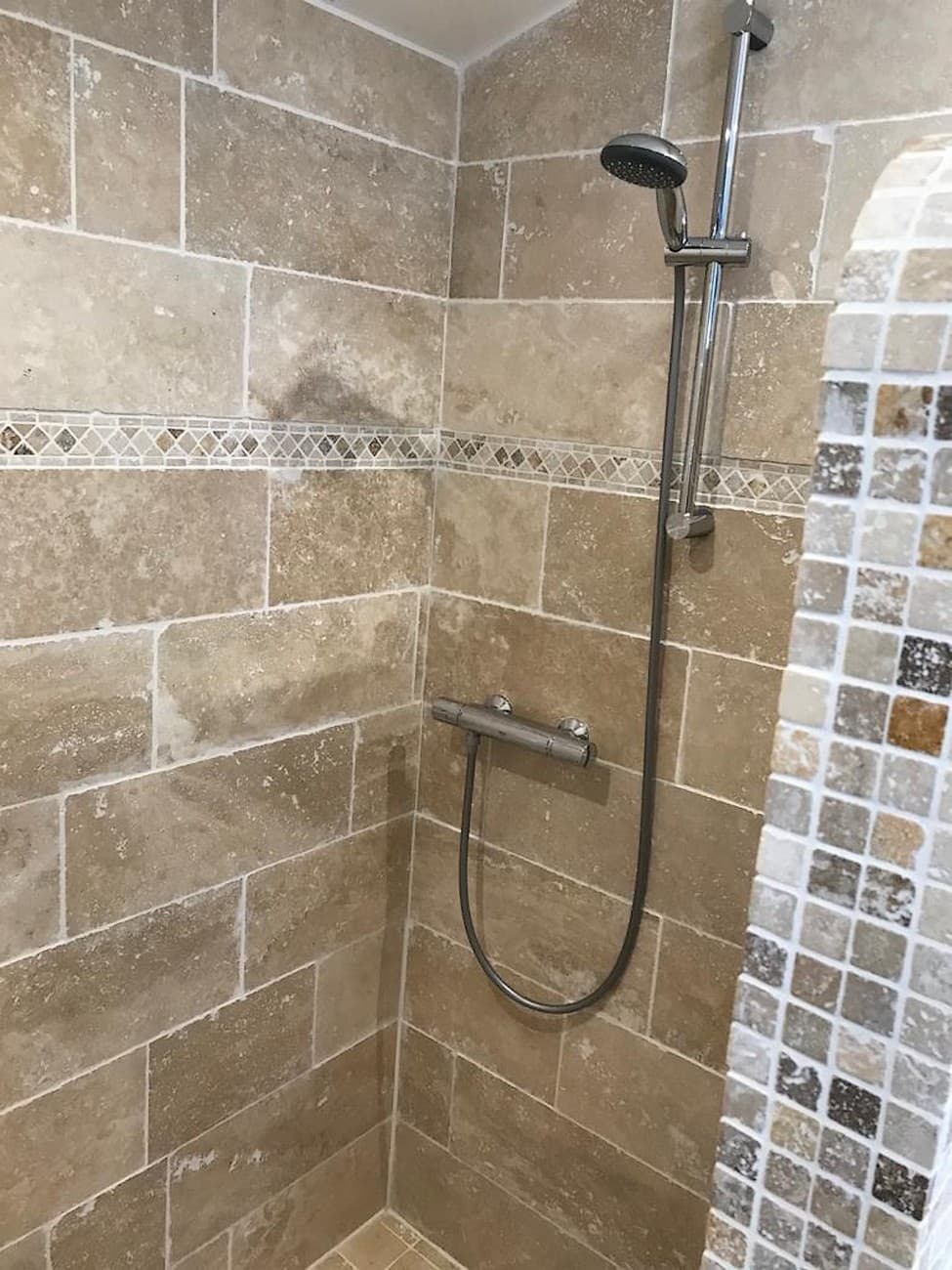 beaulieu-sous-bressuire-gite-albatros-douche