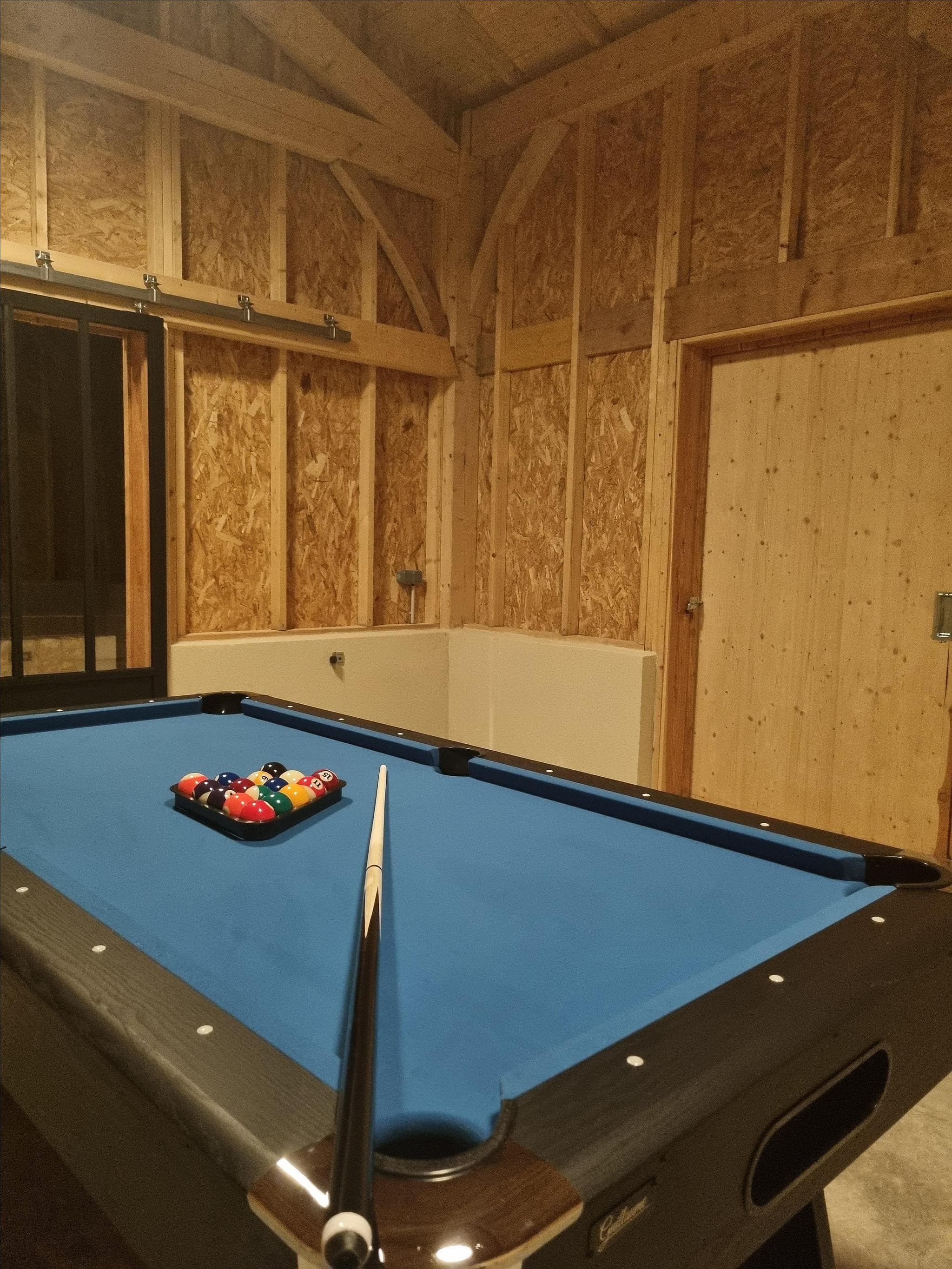 Lougratte_La Maison d'Isabel - billard