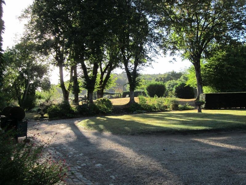 Bourdil Blanc