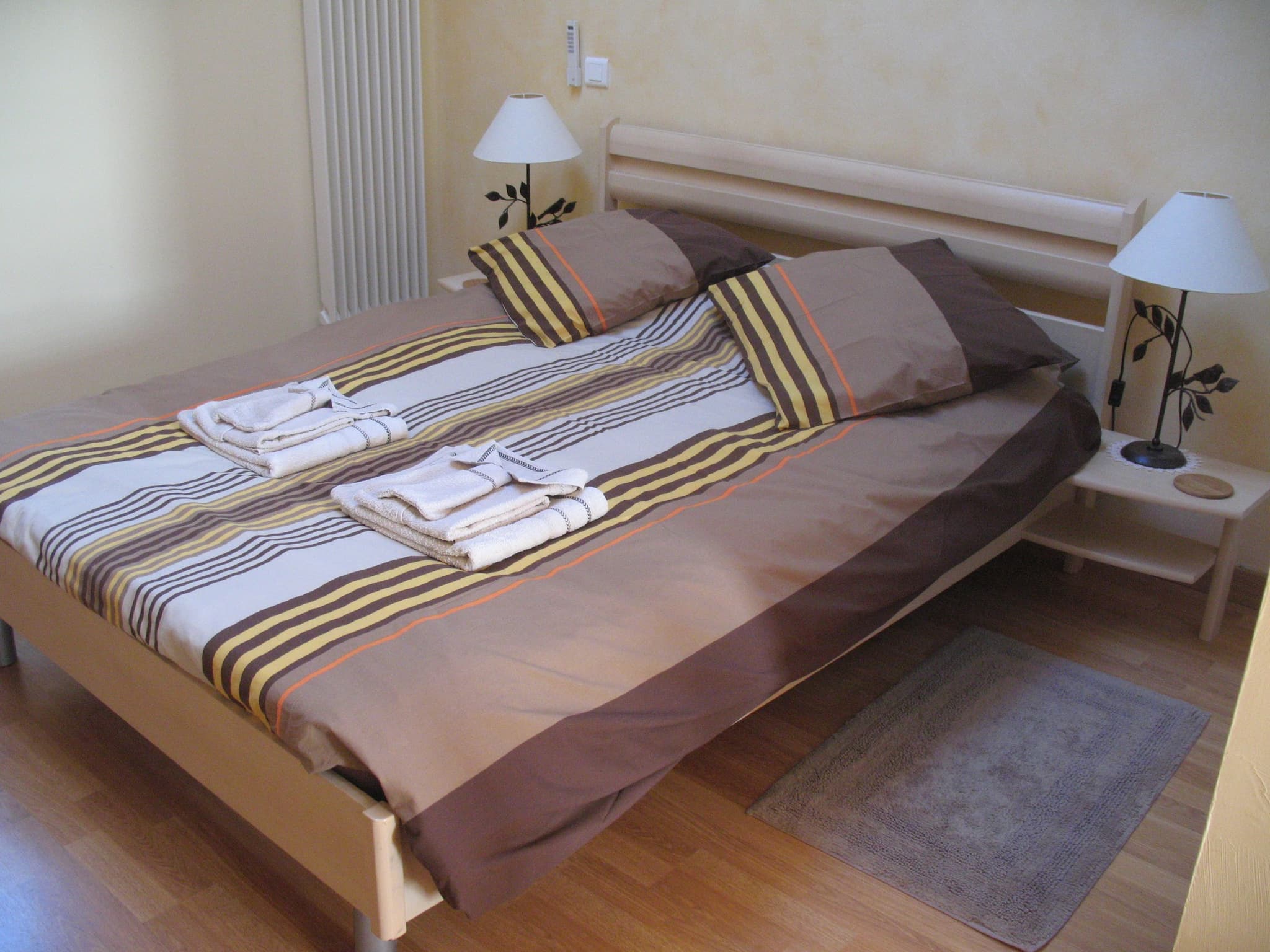bressuire-chambres-dhotes-le-murier-Chambre de Tournesol