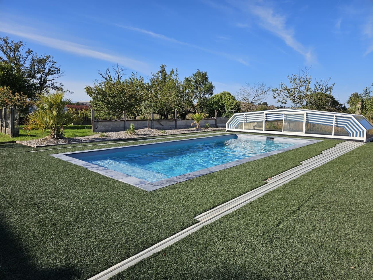 bressuire-gite-de-jouvence-piscine
