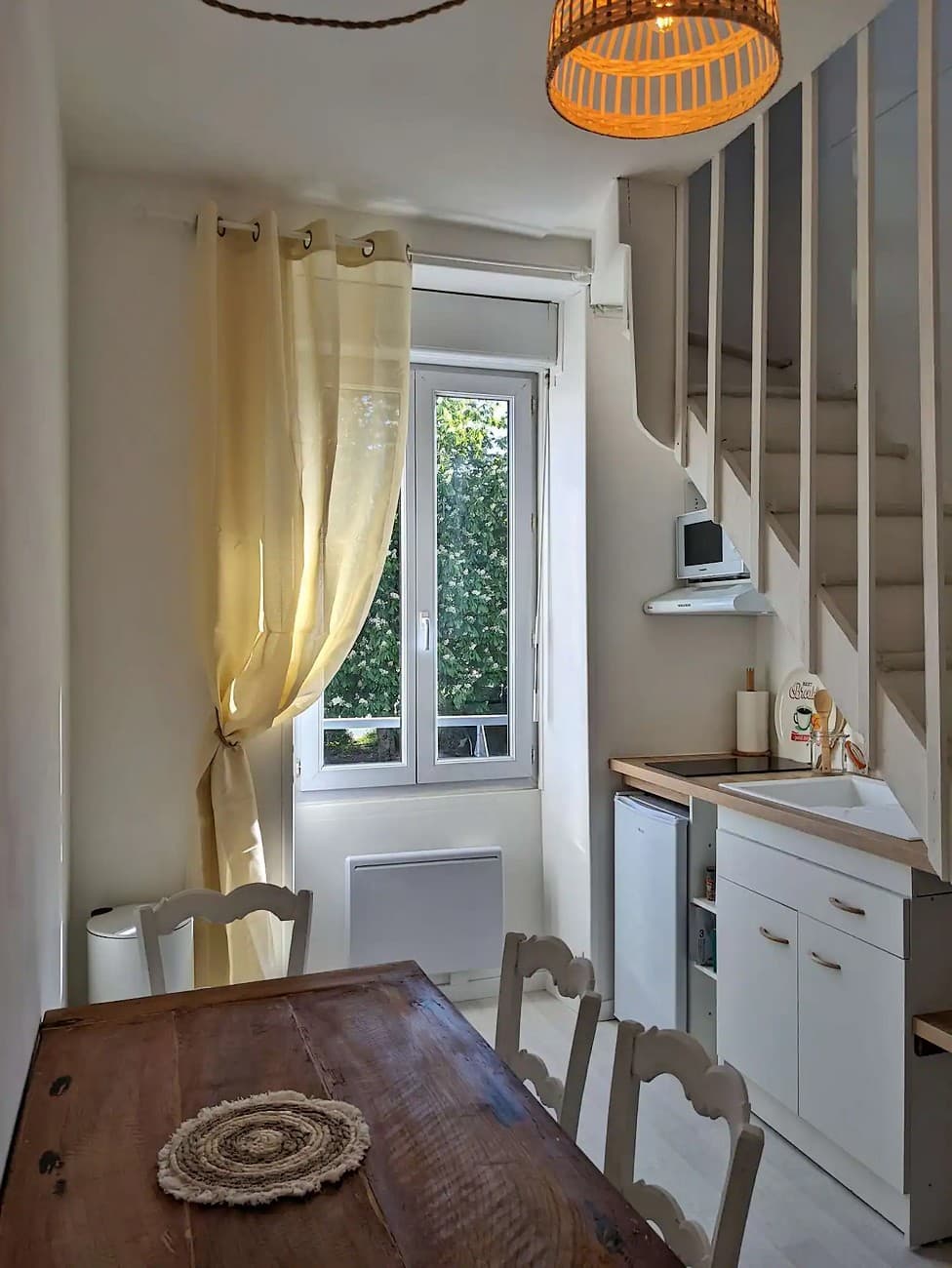 bressuire-residence-alouette-appt2-coin-repas