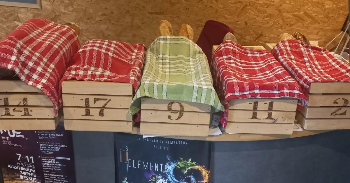 Depôt de pain ( juillet et août)