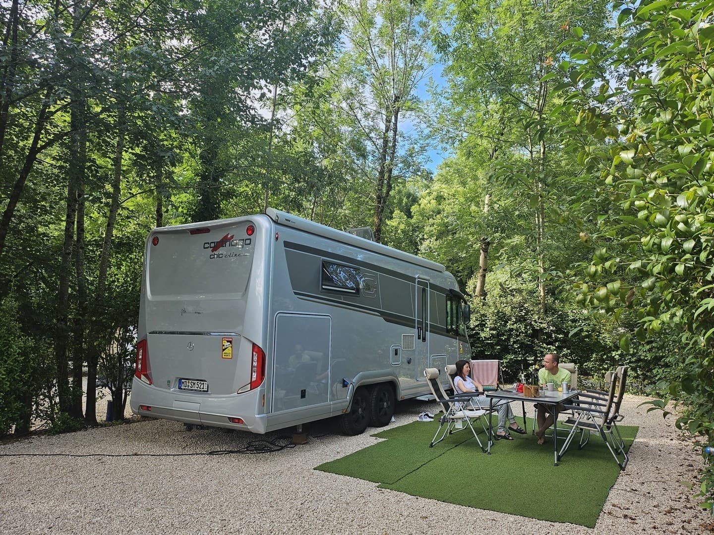 Camping City Nature - lescar - espace camping car