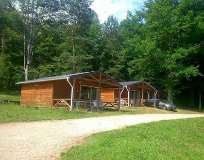 camping-le-coiroux-aubazine-chalet-420x330_25