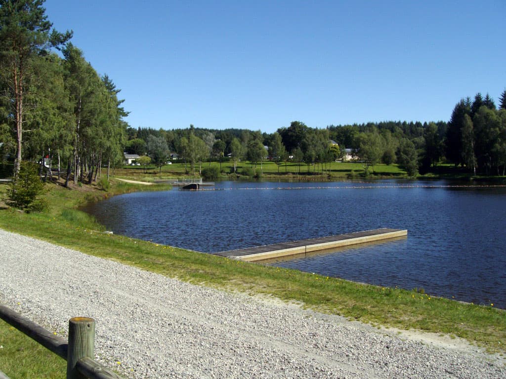 Aire d'accueil de camping-car du camping de Sornac_6
