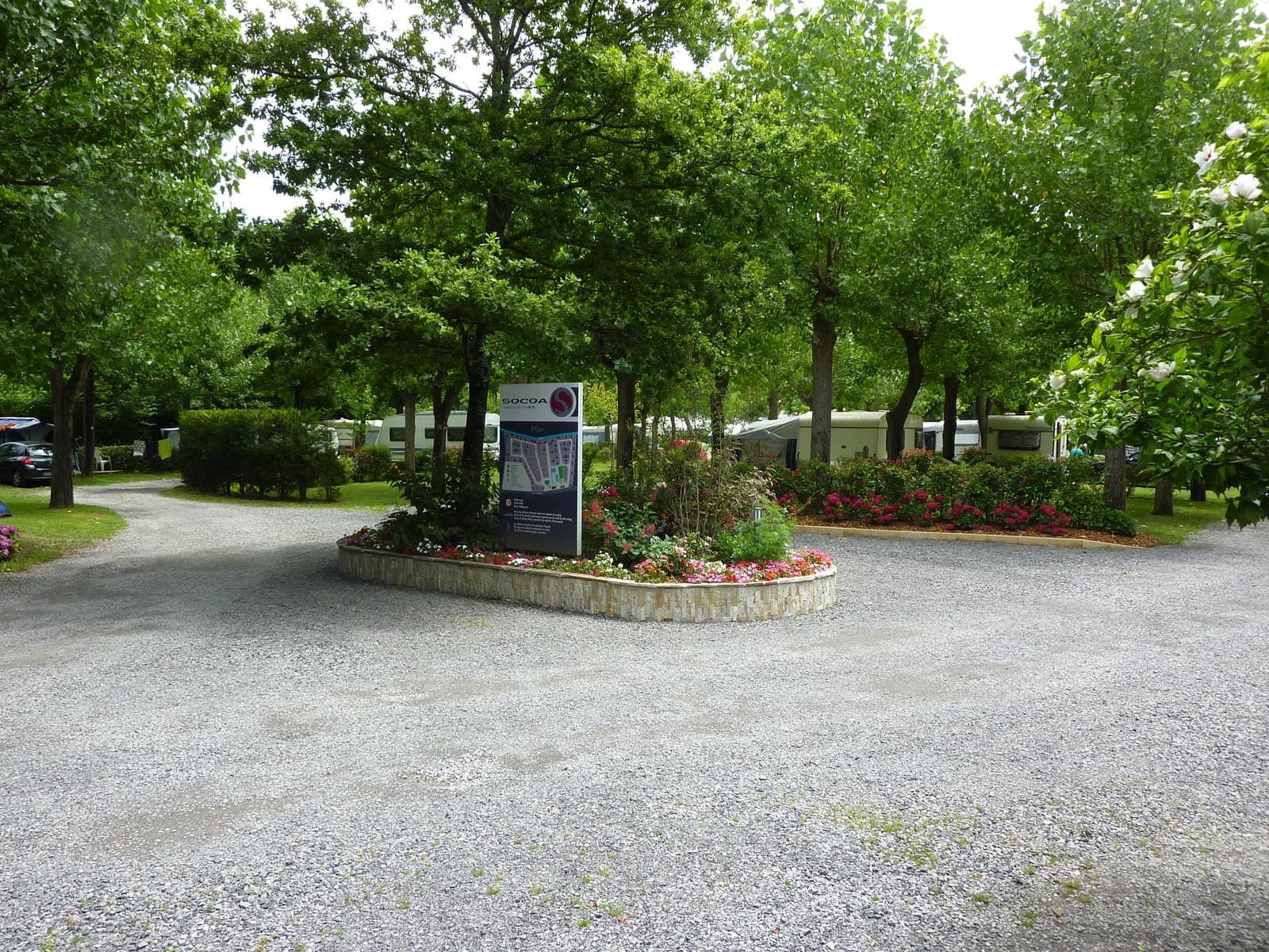 camping-untxin-socoa-terrain-parking