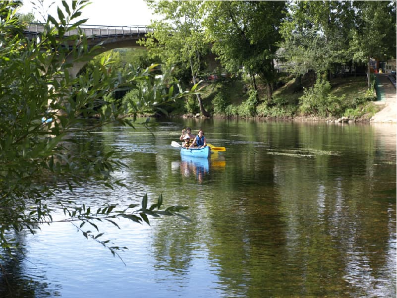 canoesles3drapeaux3_P.Frere