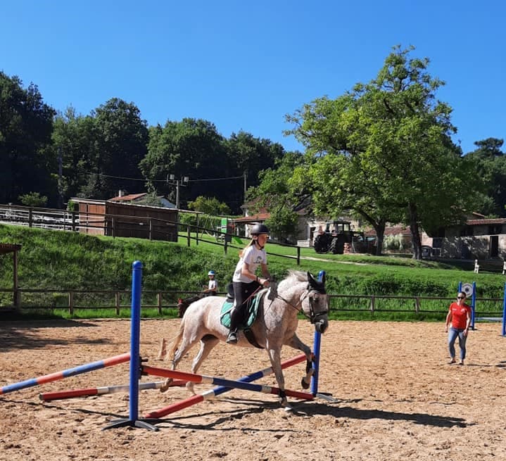 centre-equestre-neuvic