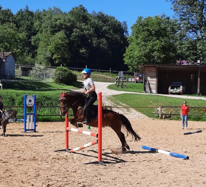 centre-equestre-neuvic