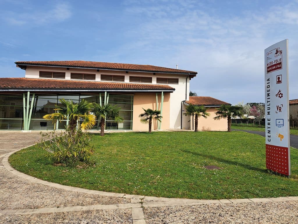 centre-multimedia-neuvic