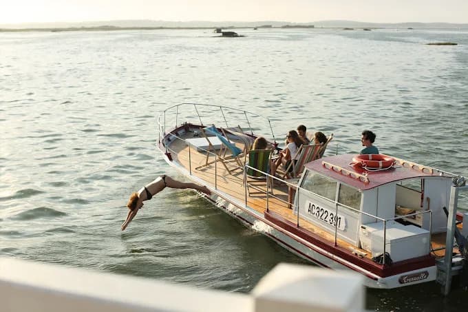 chaland-saut-mer