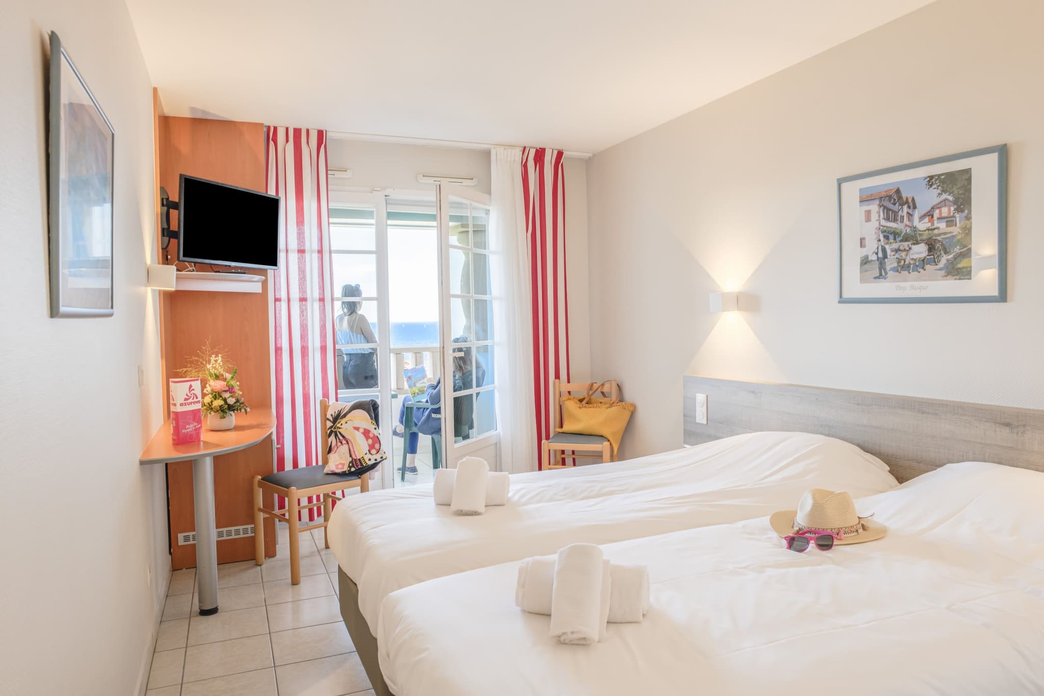 Chambre 2 lits simples village vacances Hendaye