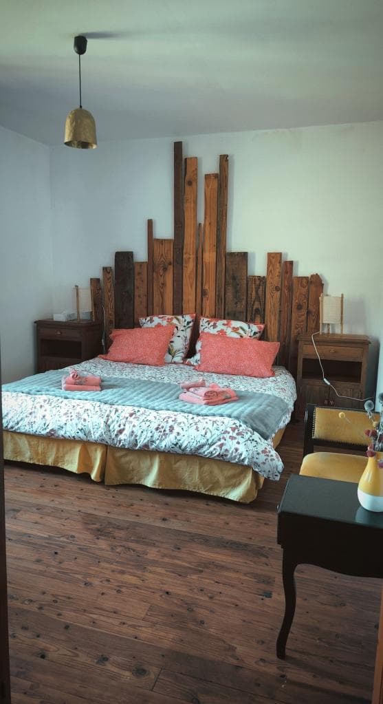 chambre 2 avec salle de bain partagée
