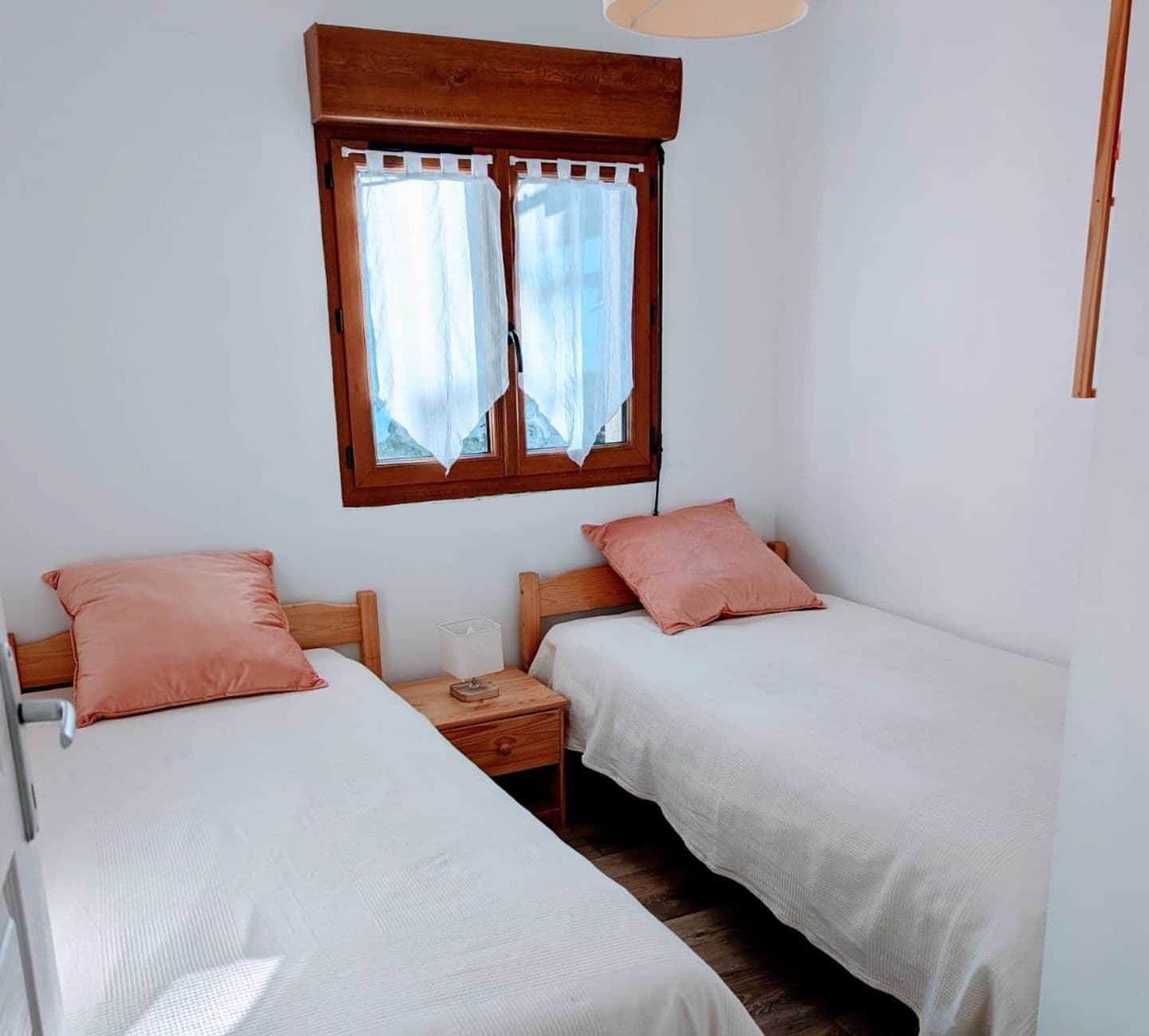 Chambre lit simple M1