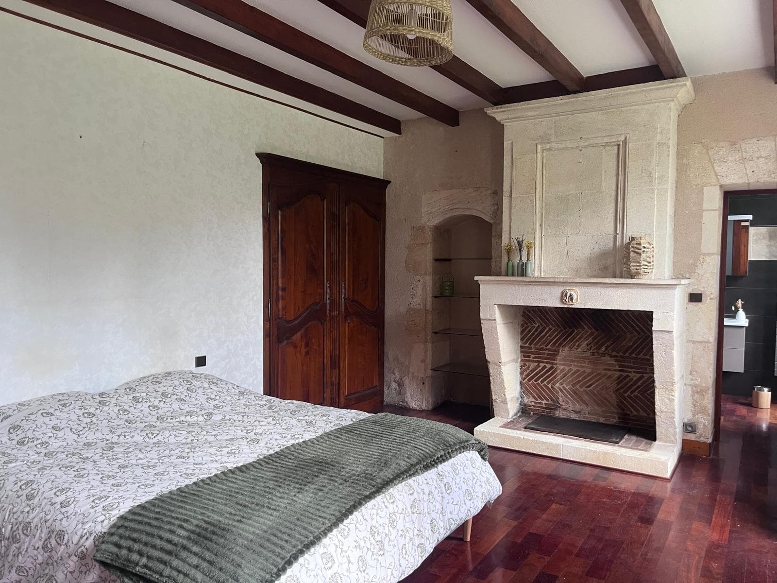 Domaine_des_Bruyères_chambre parentale