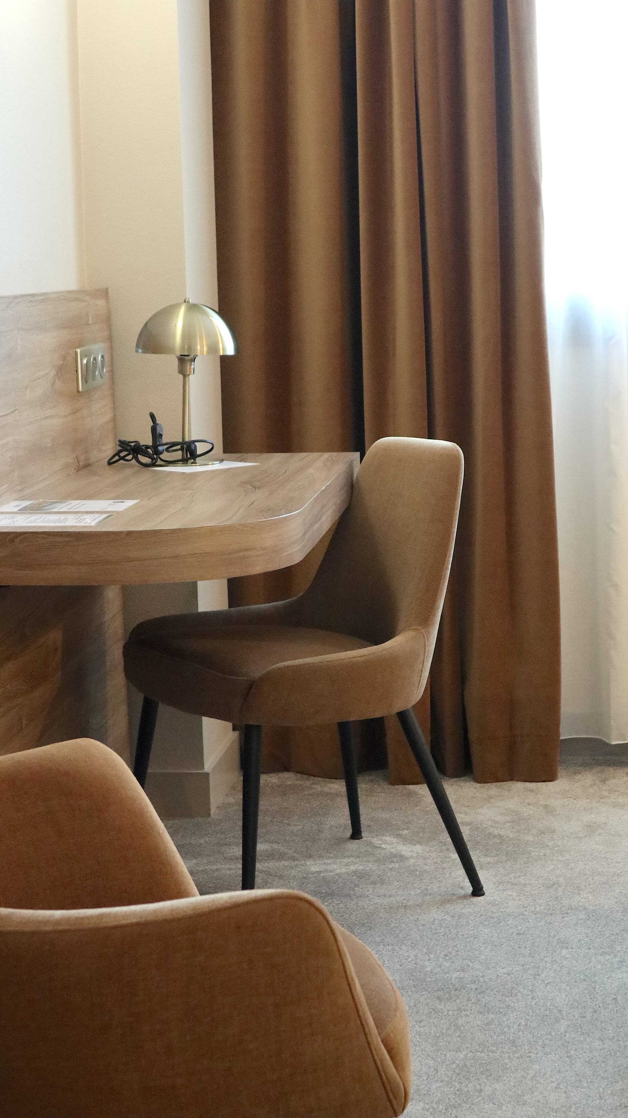 Best Western Hôtel Le Quercy Chambre standard bureau