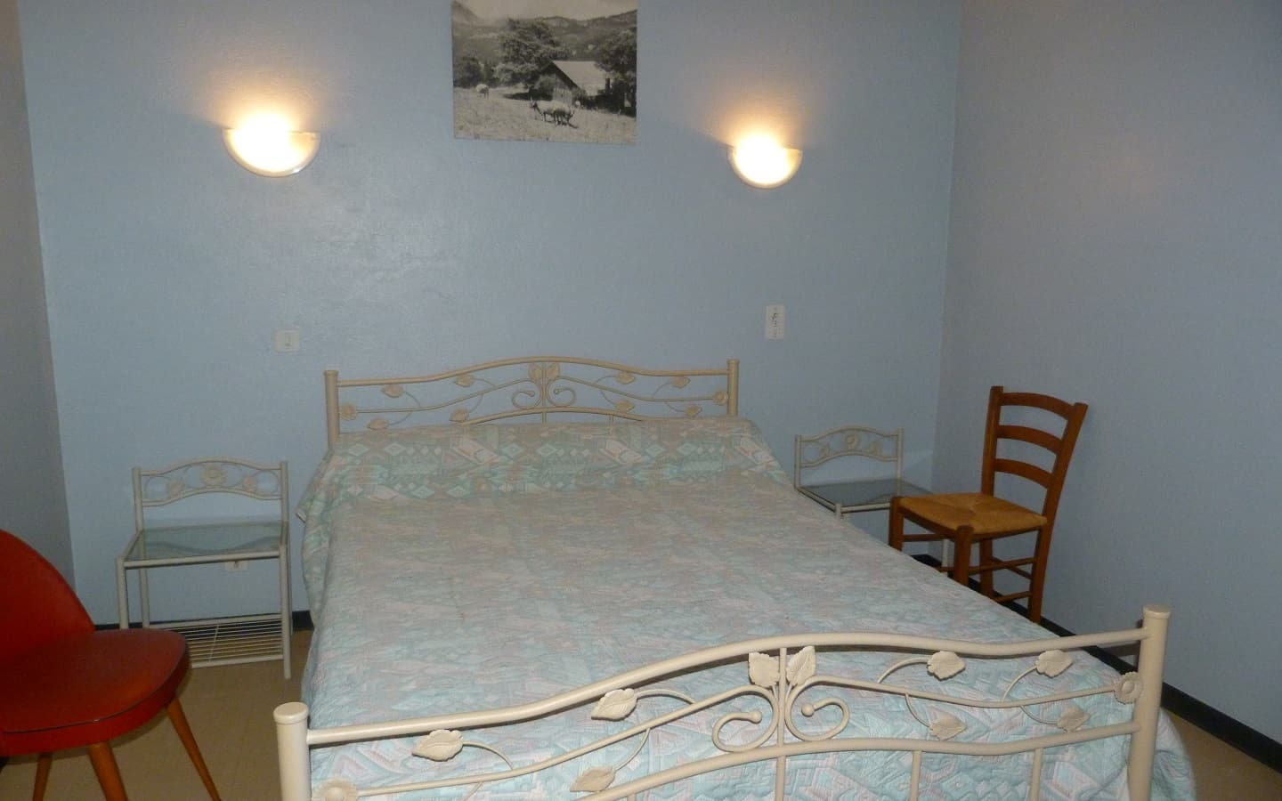 chambre1-relais-St-Antoine location Musculdy montagne basque